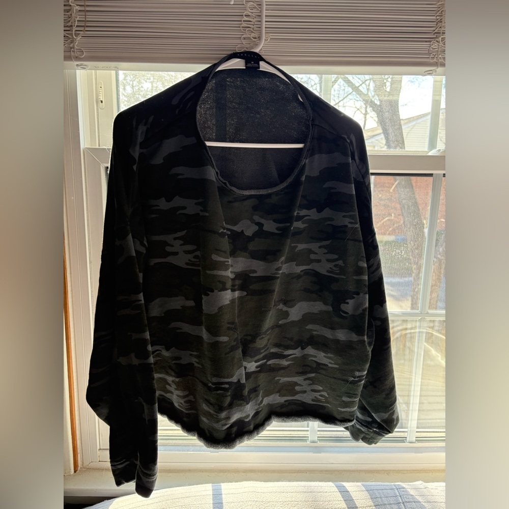 Sanctuary cropped shirt